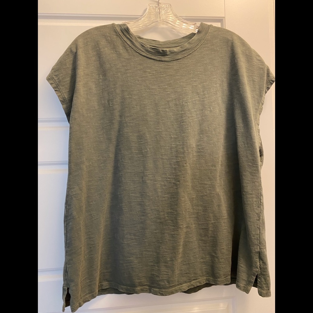 Universal thread muscle t-shirt, size XL